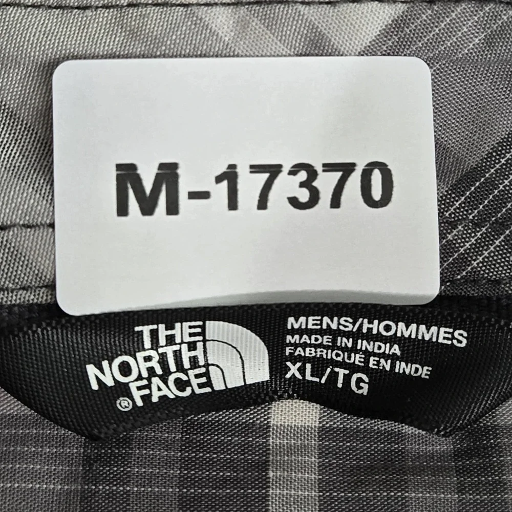 The North Face Men Button Up Shirt XL Gray Logo Embroidery Plaid Outdoor